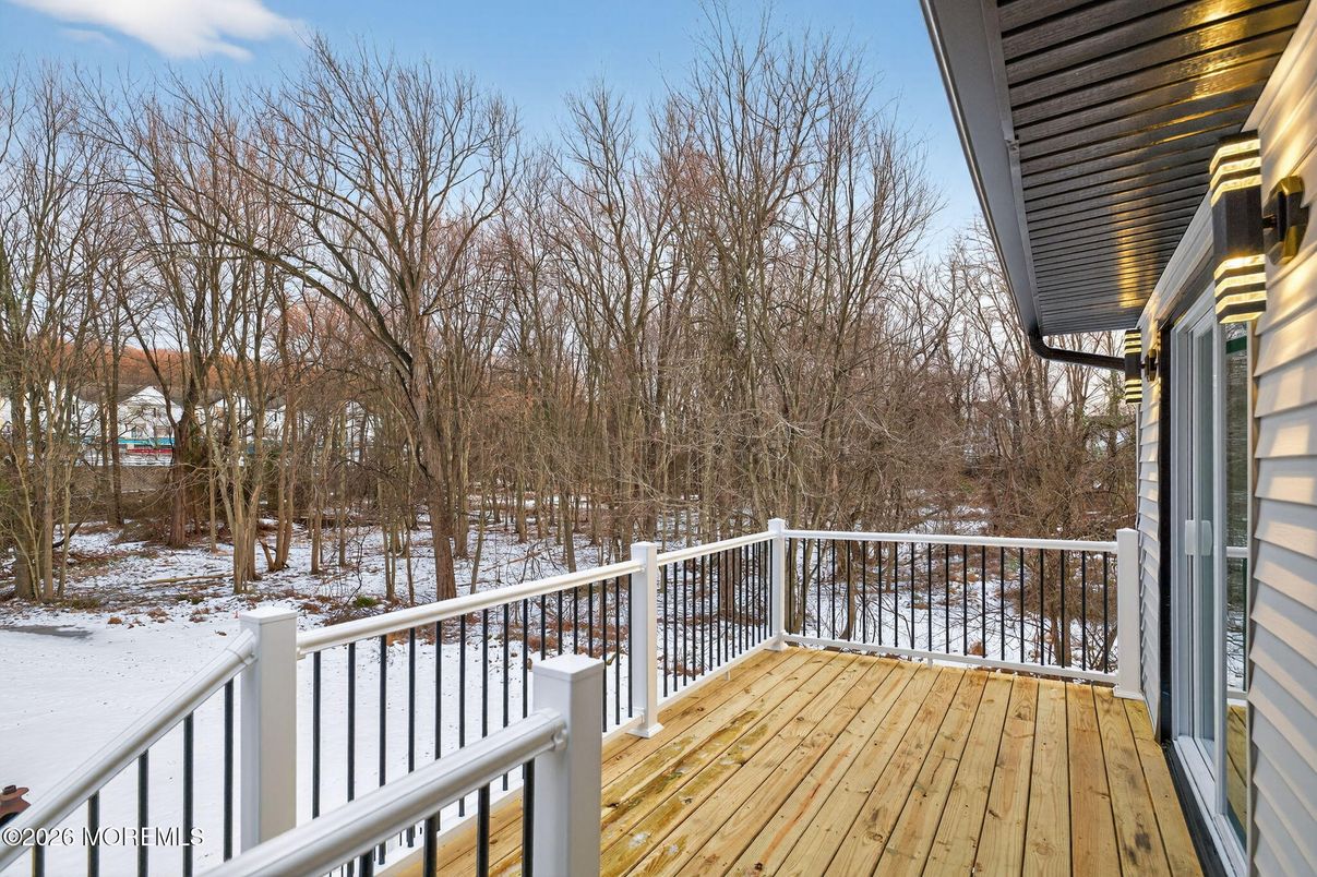 Exterior, Wood Texture Flooring