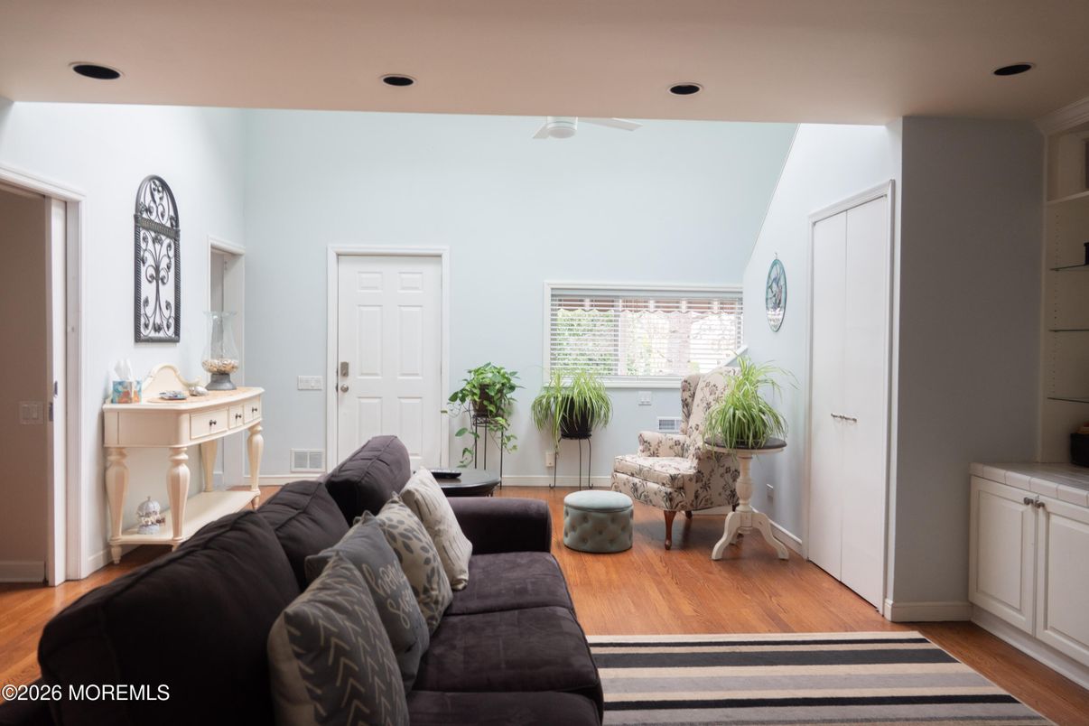 Interior, Living room, Recessed Lighting, Wood Texture Flooring