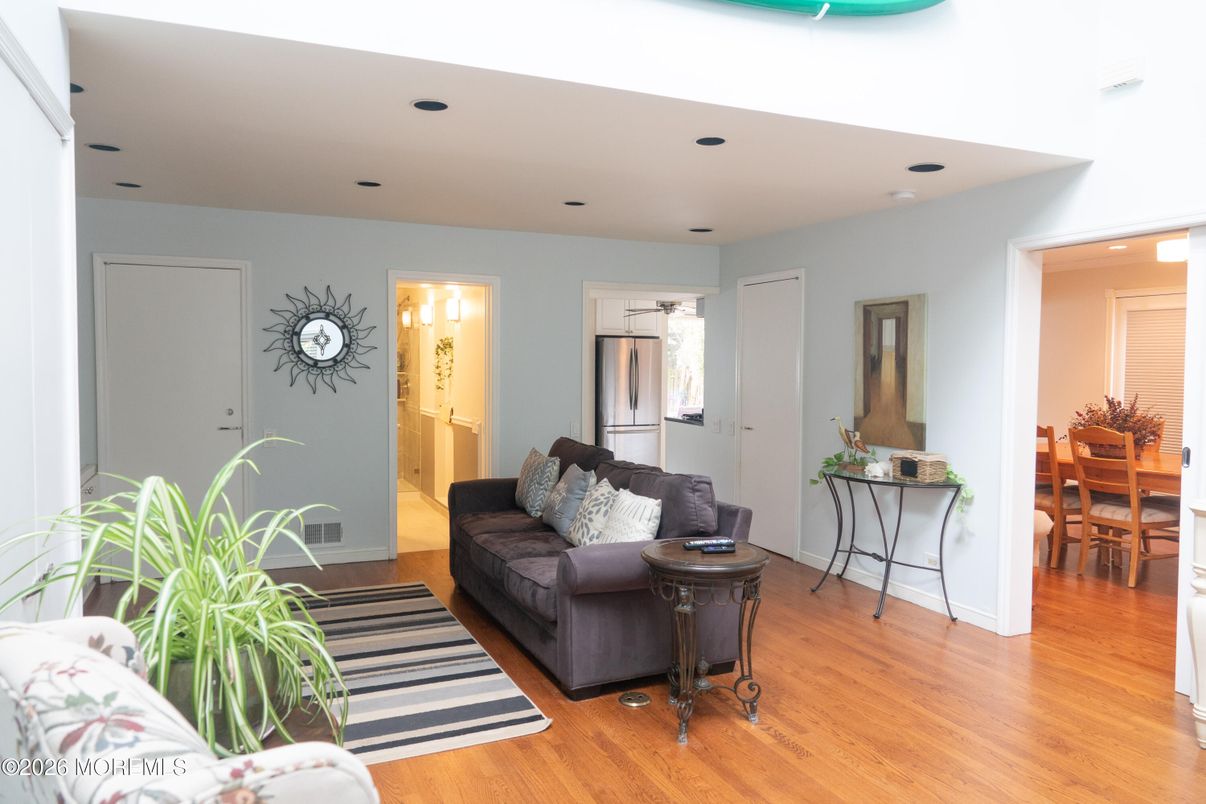 Dining room, Interior, Living room, Recessed Lighting, Wood Texture Flooring