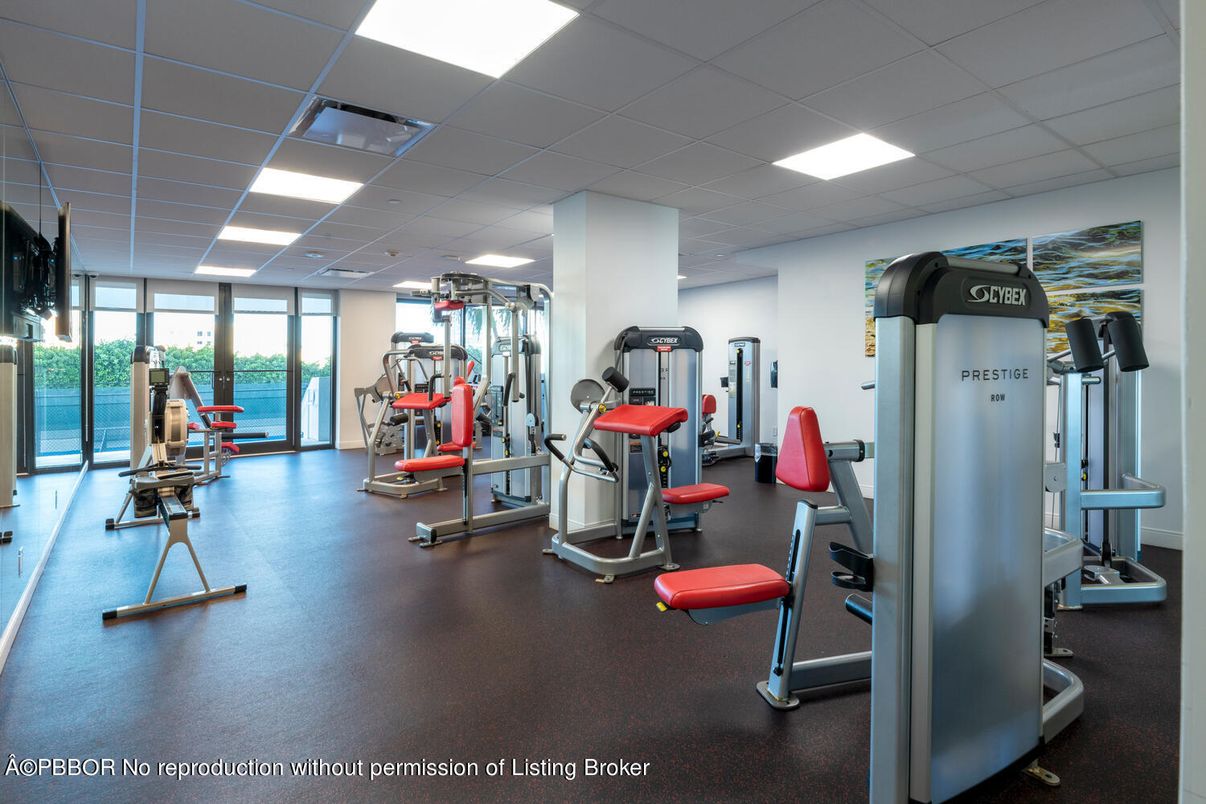 Fitness Equipment, Gym, Interior, Recessed Lighting, Water