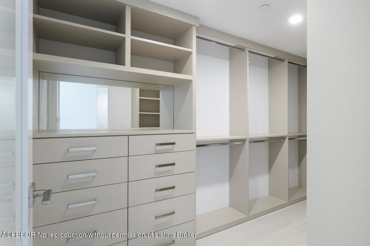 Interior, Recessed Lighting, Walk-in Closets