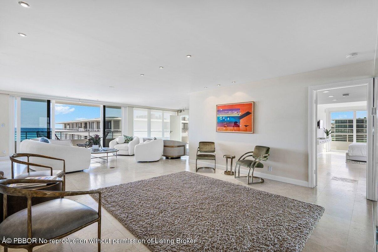 Interior, Living room, Recessed Lighting, Water