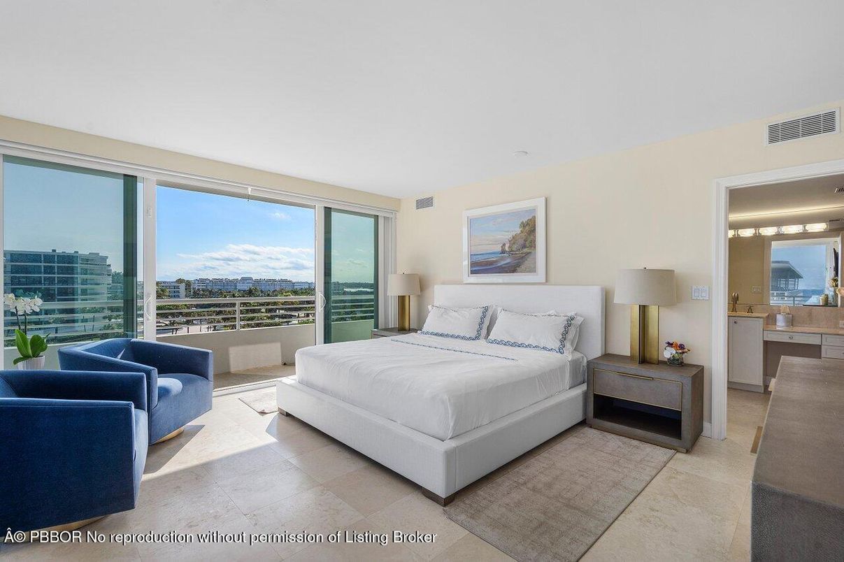 Bedroom, Interior, Water