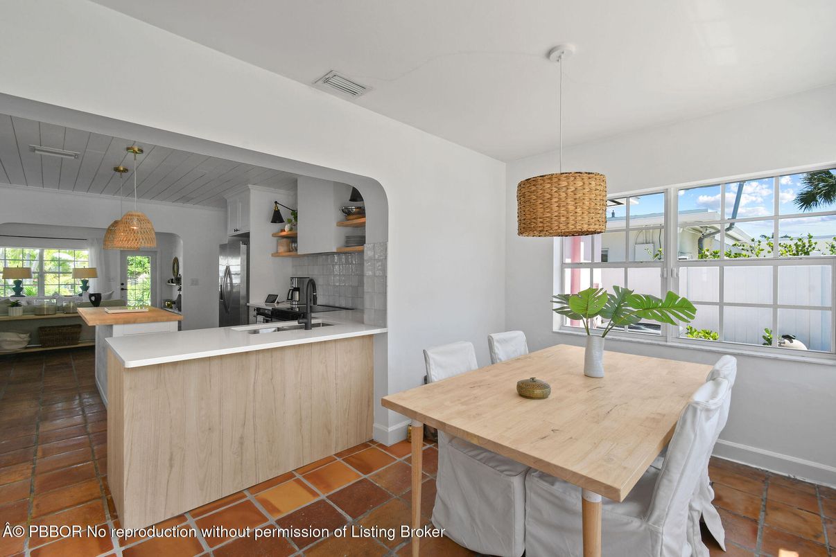 Dining room, Interior, Kitchen, Pendant Lights