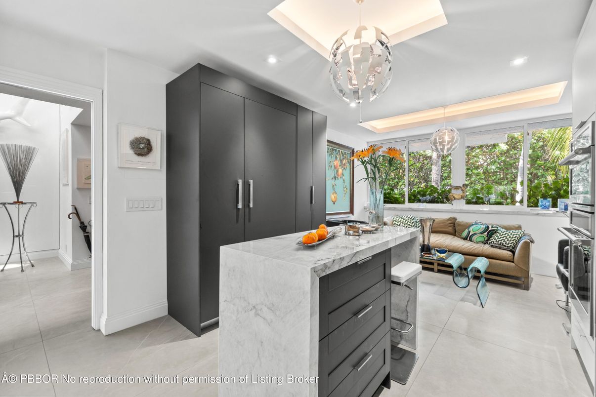 Interior, Kitchen, Pendant Lights, Recessed Lighting