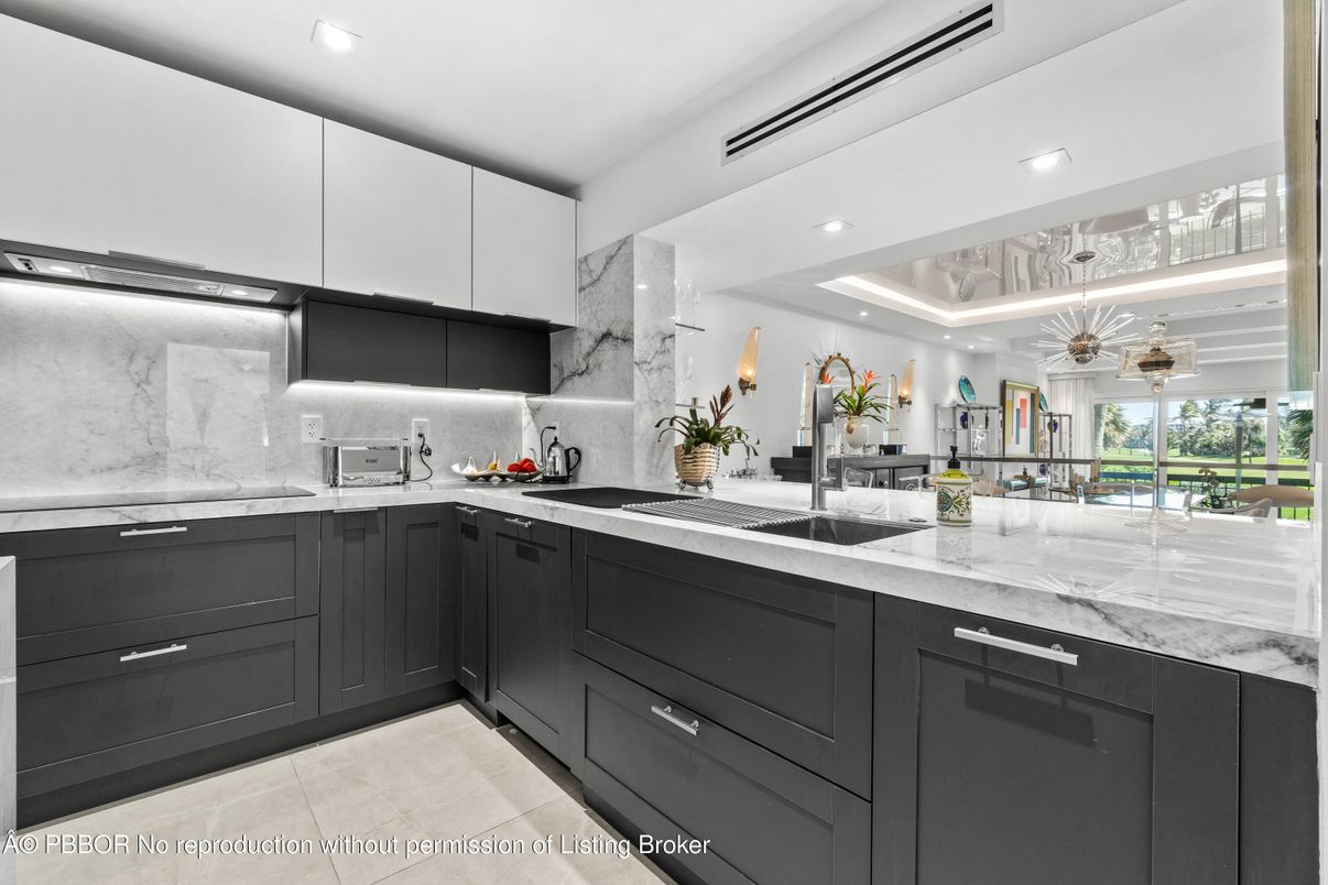 Interior, Kitchen, Marble Walls, Recessed Lighting