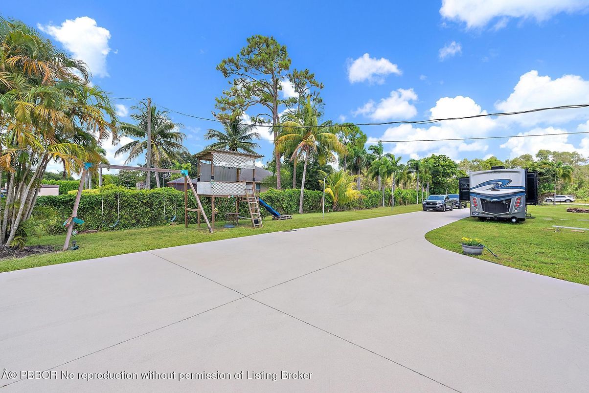 Backyard, Exterior, Playground