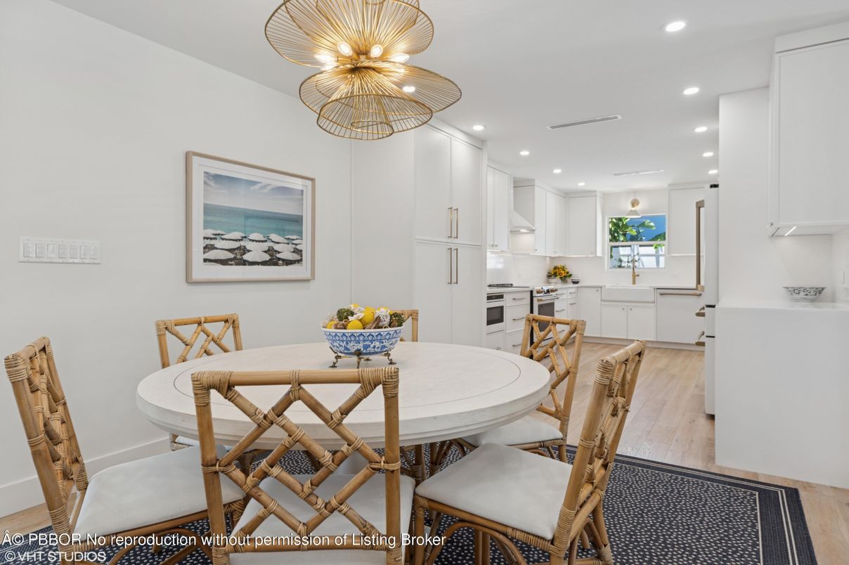 Dining room, Interior, Kitchen, Recessed Lighting, Wood Texture Flooring