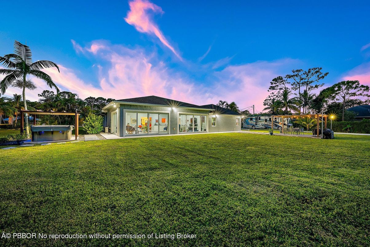 Backyard, Exterior, Playground
