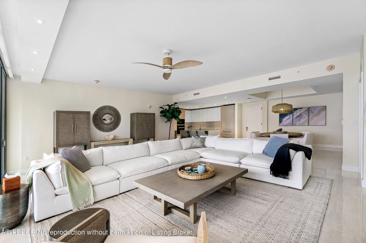 Dining room, Interior, Kitchen, Living room, Recessed Lighting
