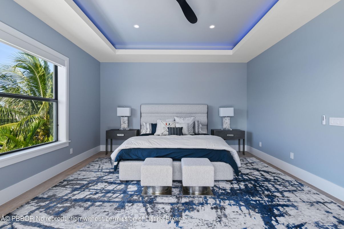 Bedroom, Interior, Recessed Lighting