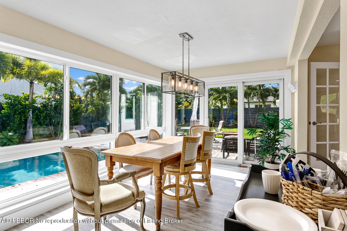 Chandelier, Dining room, Interior, Pendant Lights, Sun Room, Wood Texture Flooring