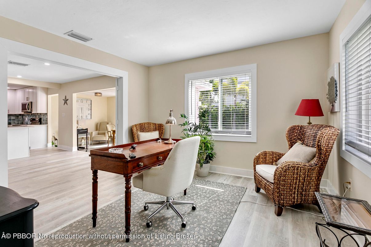 Home Office, Interior, Recessed Lighting, Wood Texture Flooring