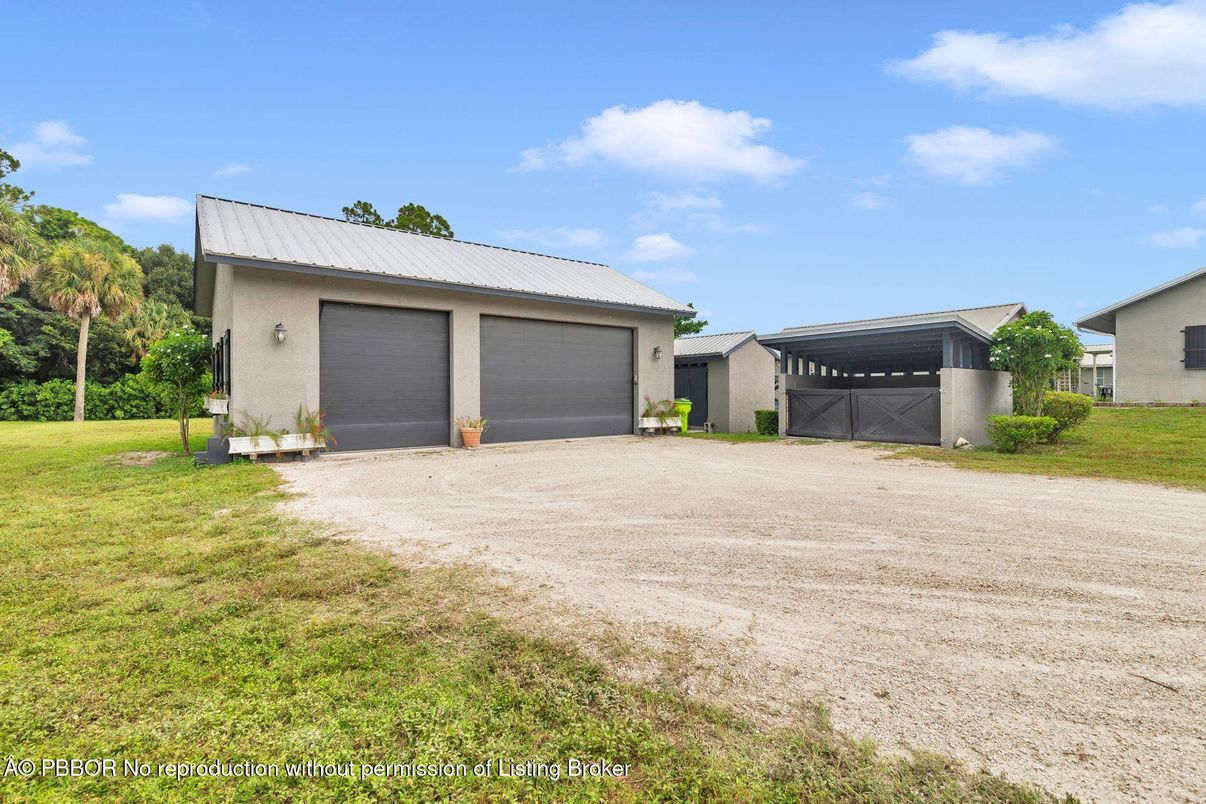 Backyard, Detached Garage, Exterior