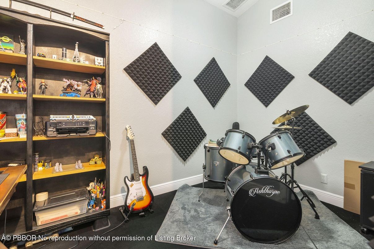 Fitness Equipment, Interior
