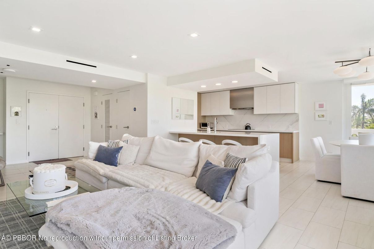 Interior, Kitchen, Living room, Recessed Lighting