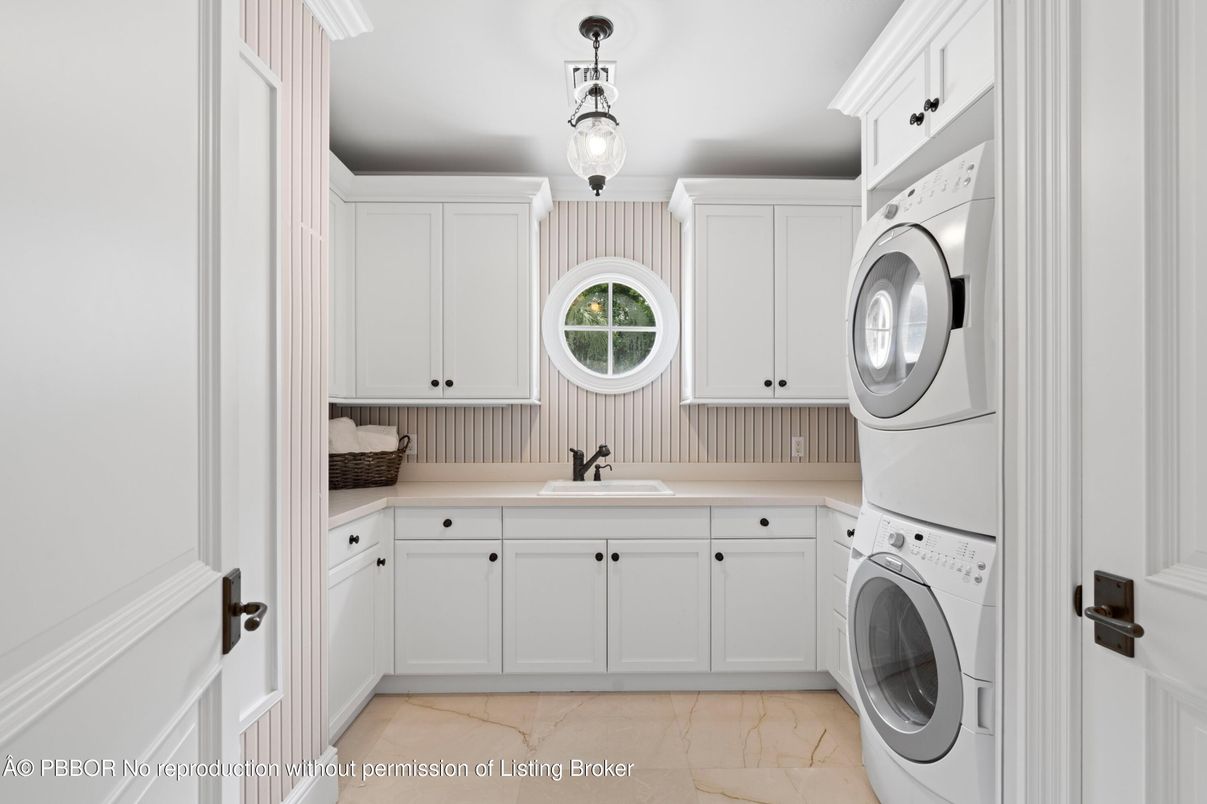 Interior, Utility Closets, Washer