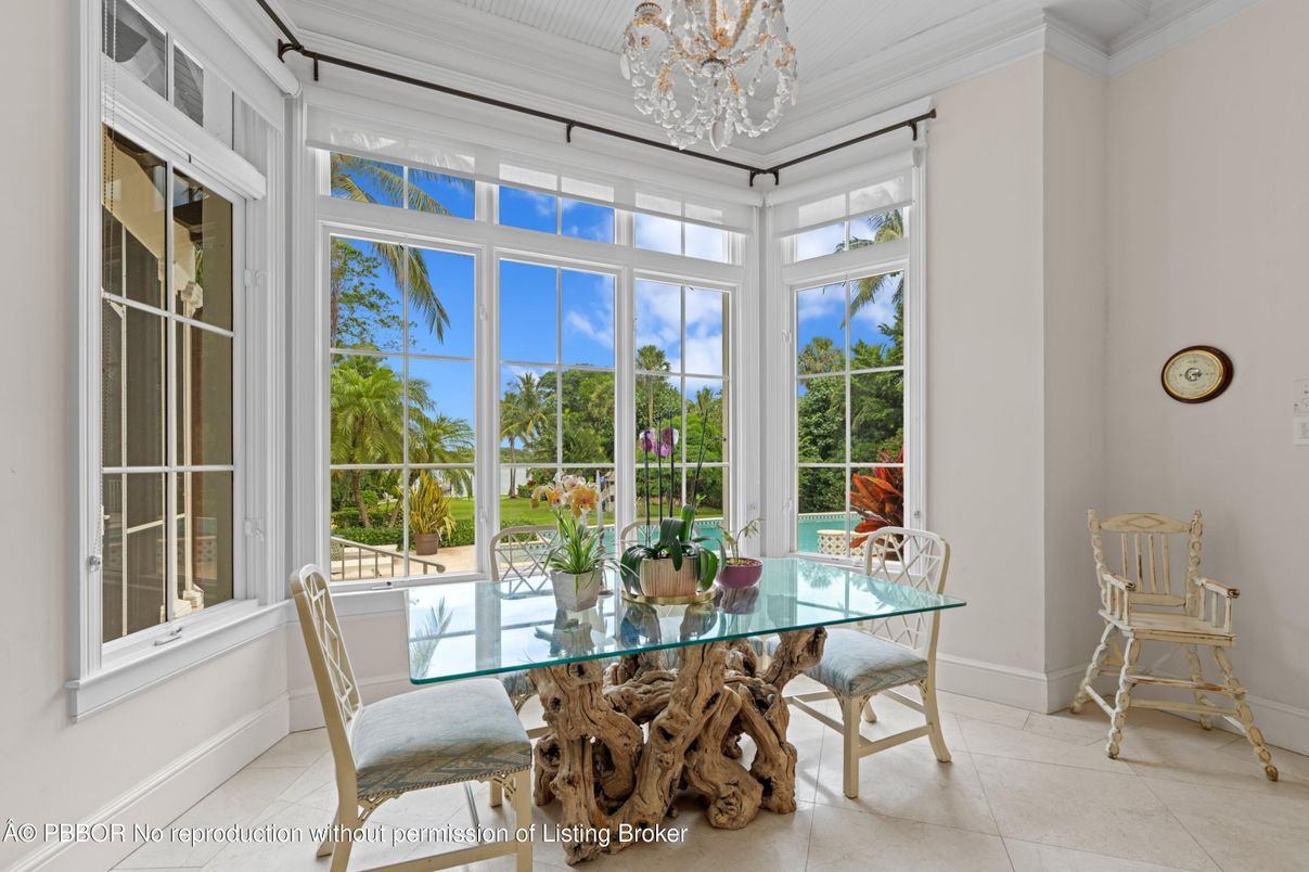 Chandelier, Dining room, Interior, Sun Room