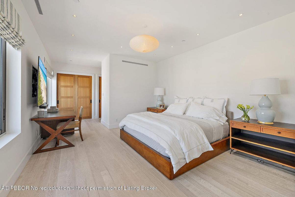 Bedroom, Home Office, Interior, Pendant Lights, Recessed Lighting, Wood Texture Flooring