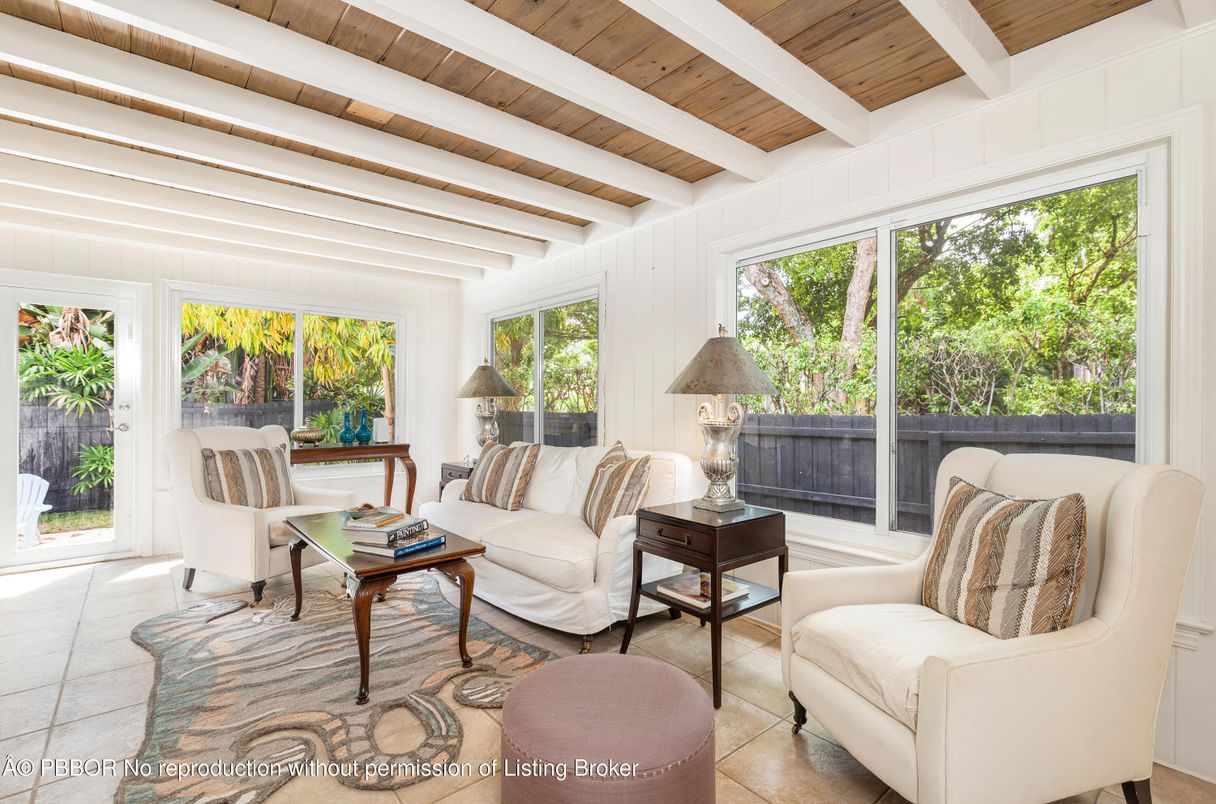 Interior, Living room, Sun Room, Wooden Beams, Wooden Ceilings