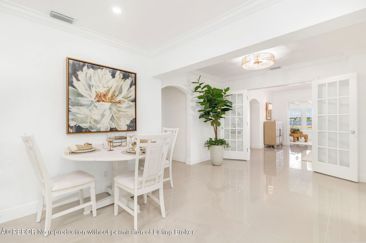 Chandelier, Dining room, Interior, Recessed Lighting