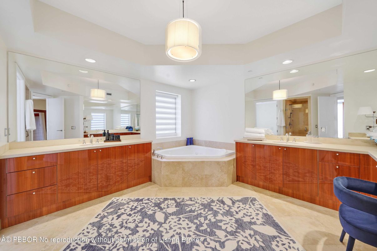 Bathroom, Dual Sink Vanities, Interior, Pendant Lights, Recessed Lighting