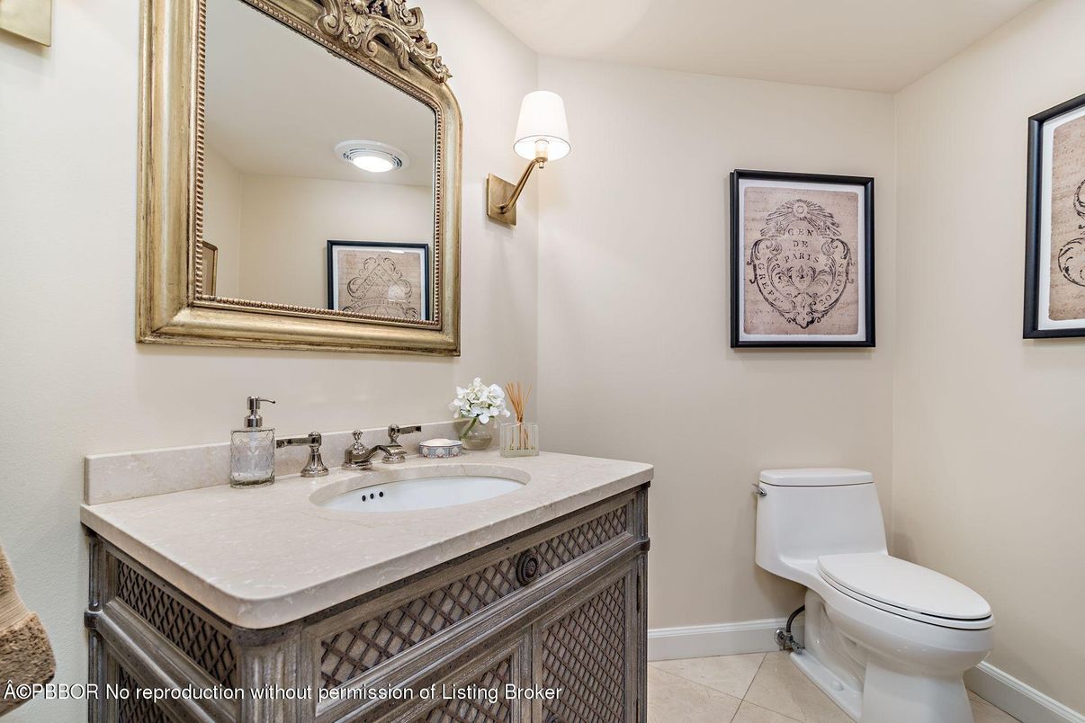 Bathroom, Interior