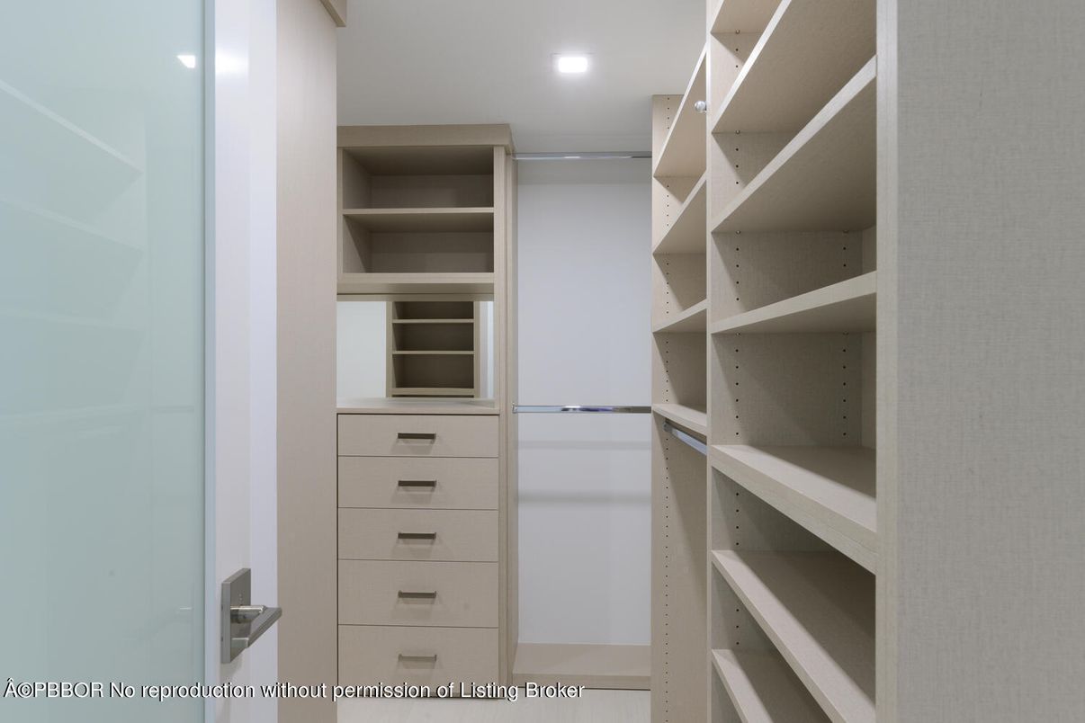 Interior, Recessed Lighting, Walk-in Closets