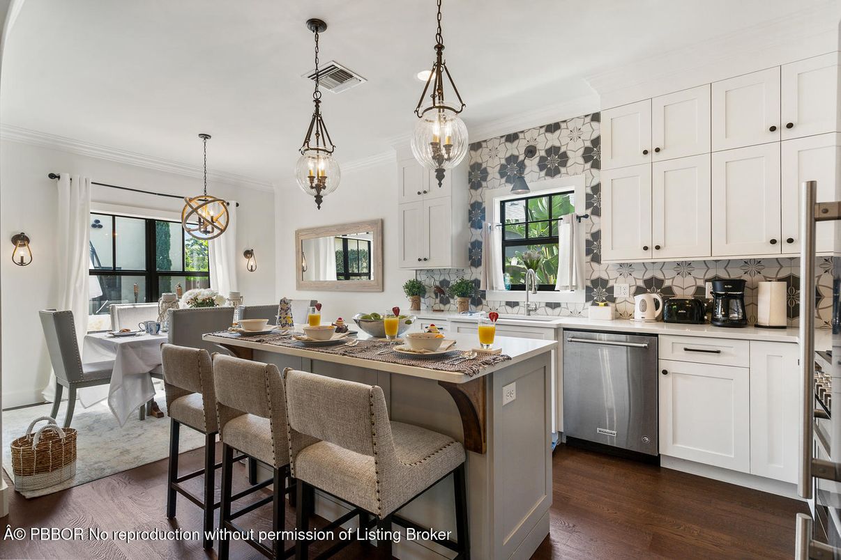 Dining room, Interior, Kitchen, Pendant Lights, Stainless Steel Appliances, Wood Texture Flooring