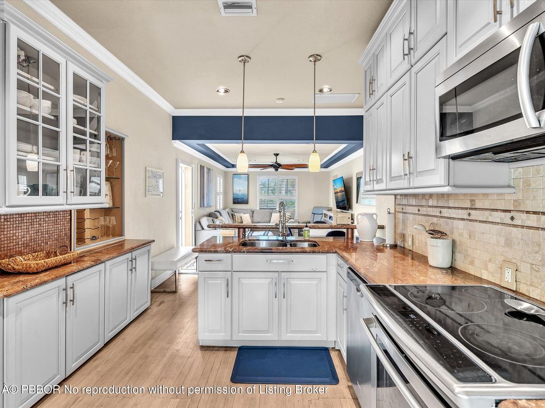 Interior, Kitchen, Pendant Lights, Recessed Lighting, Wood Texture Flooring