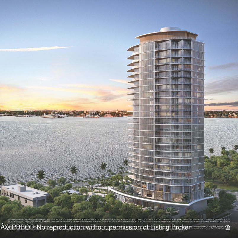 Exterior, Facade, Highrise