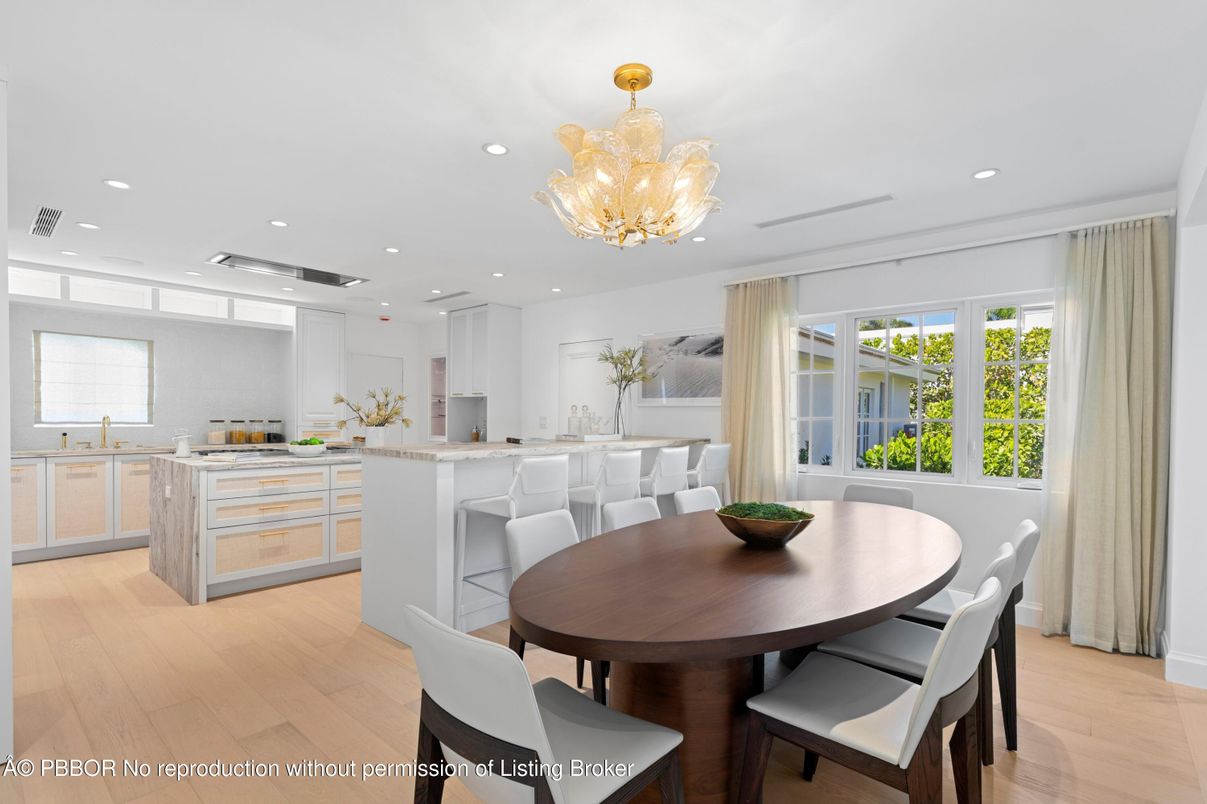 Chandelier, Dining room, Interior, Kitchen, Recessed Lighting, Wood Texture Flooring