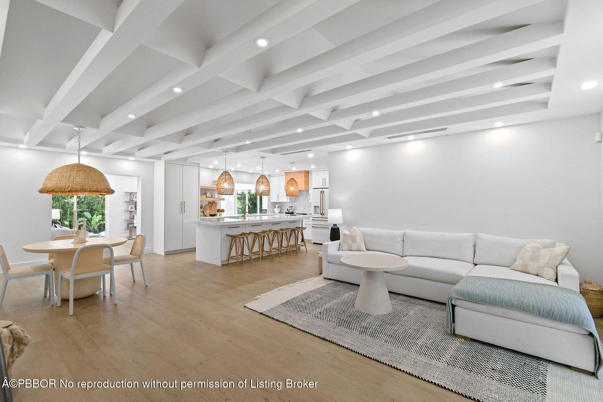Dining room, Interior, Kitchen, Living room, Pendant Lights, Recessed Lighting, Wood Texture Flooring