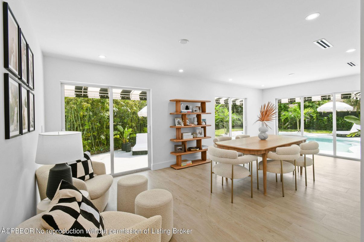 Dining room, Interior, Living room, Recessed Lighting, Wood Texture Flooring