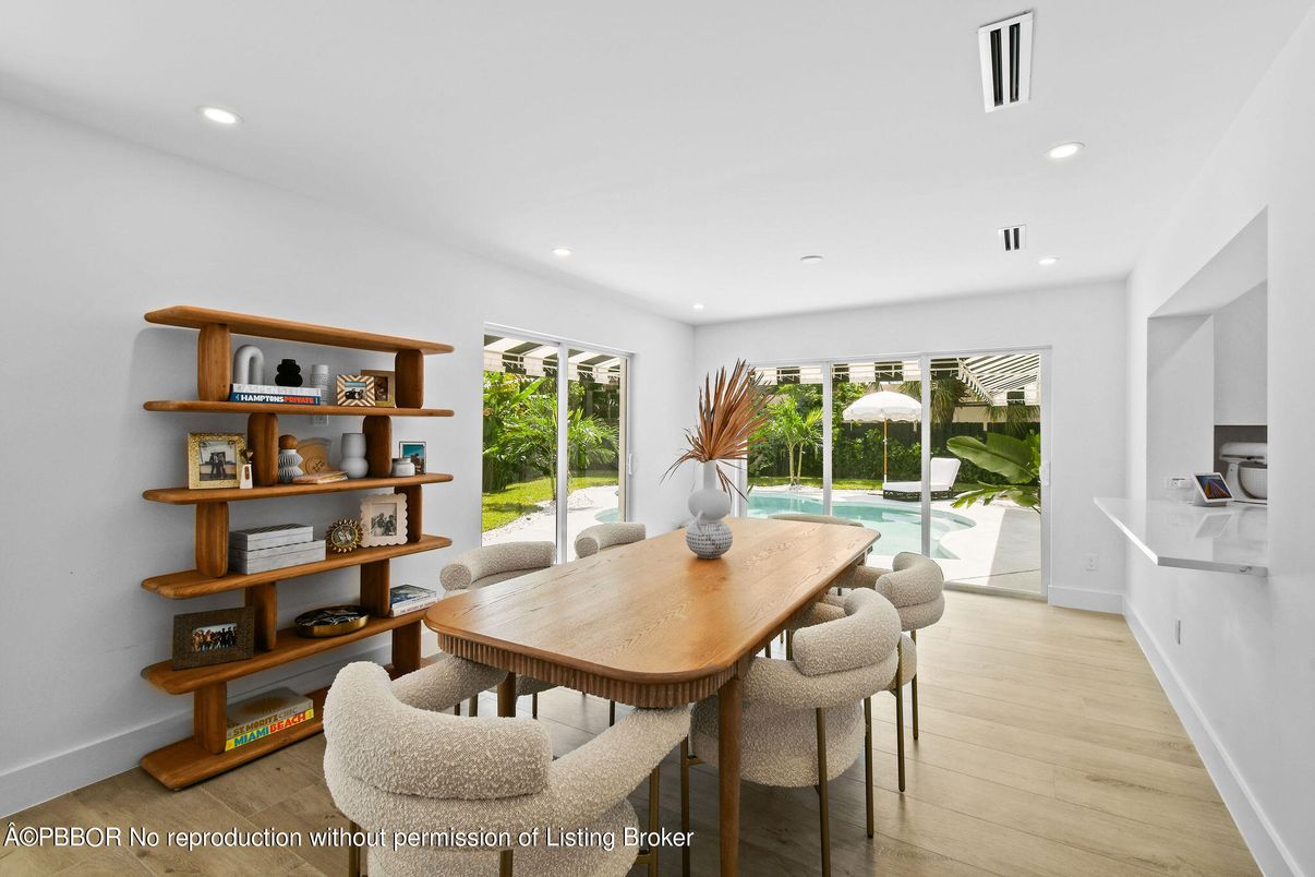 Dining room, Interior, Recessed Lighting, Wood Texture Flooring