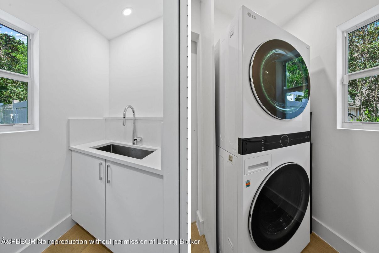 Interior, Recessed Lighting, Utility Closets, Washer, Wood Texture Flooring