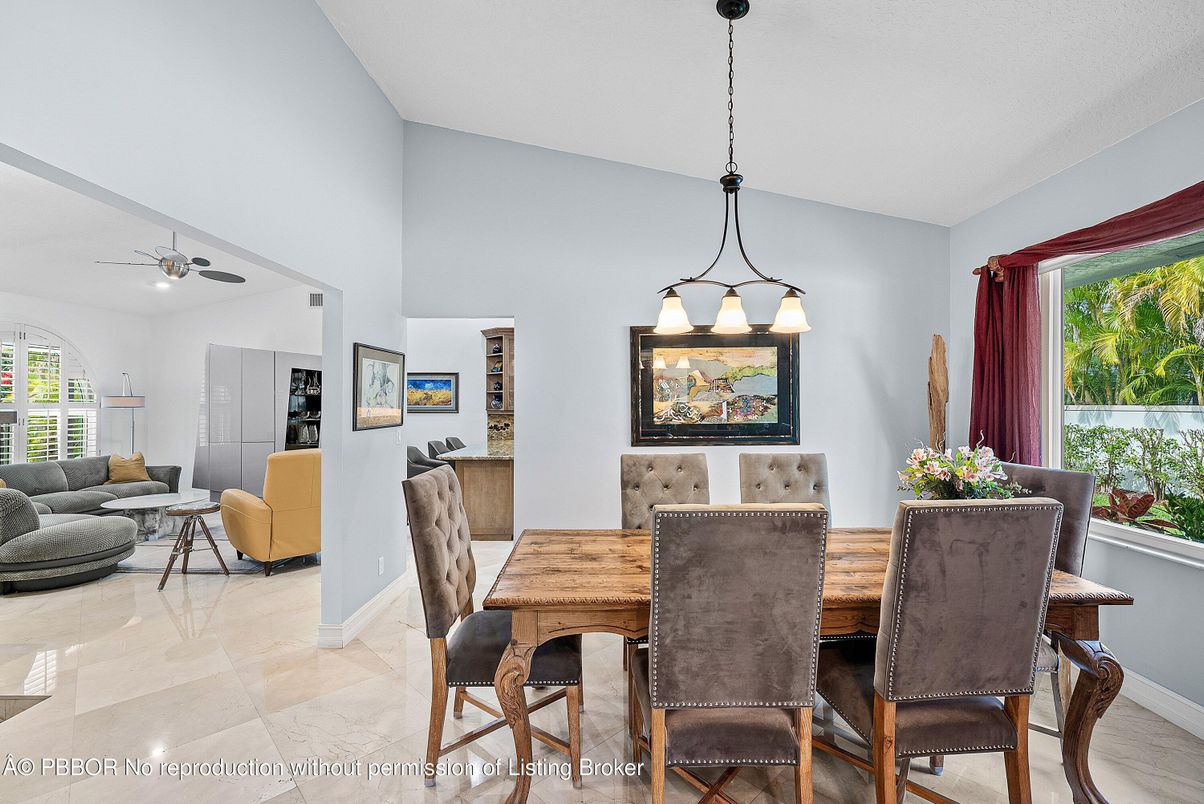 Dining room, Interior, Living room, Pendant Lights