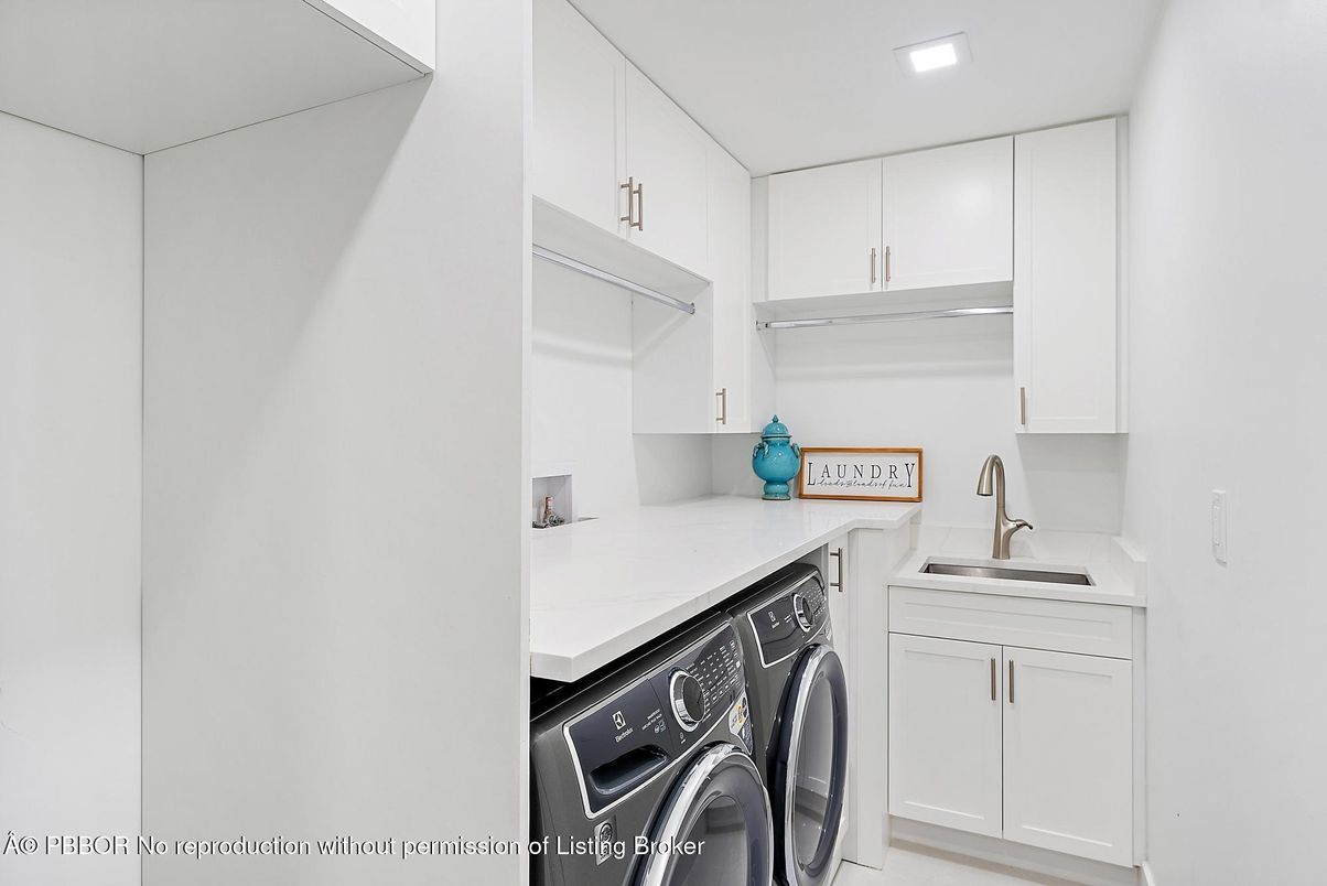 Interior, Recessed Lighting, Washer