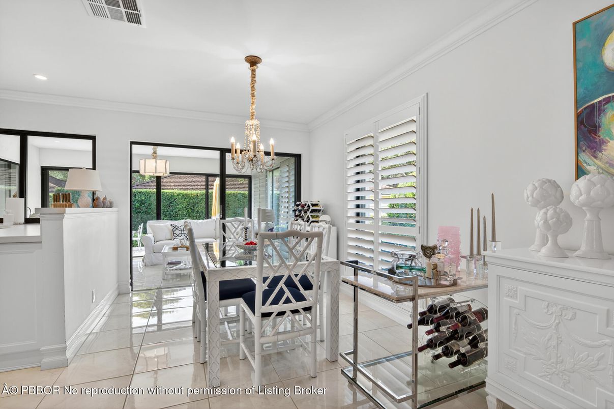 Chandelier, Dining room, Interior, Living room, Recessed Lighting