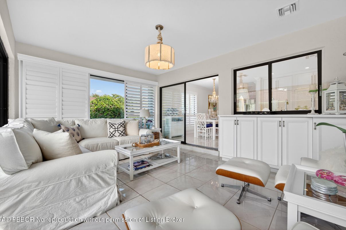 Interior, Living room