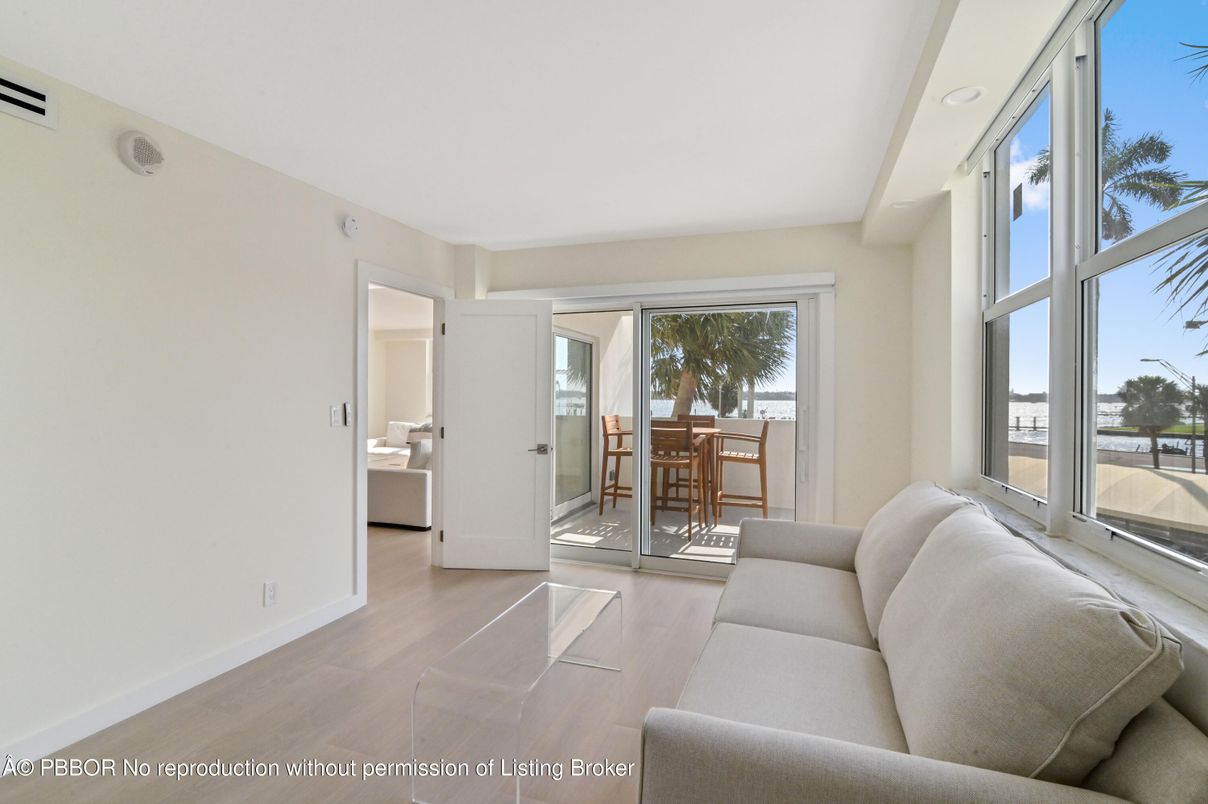 Dining room, Interior, Living room, Recessed Lighting, Wood Texture Flooring