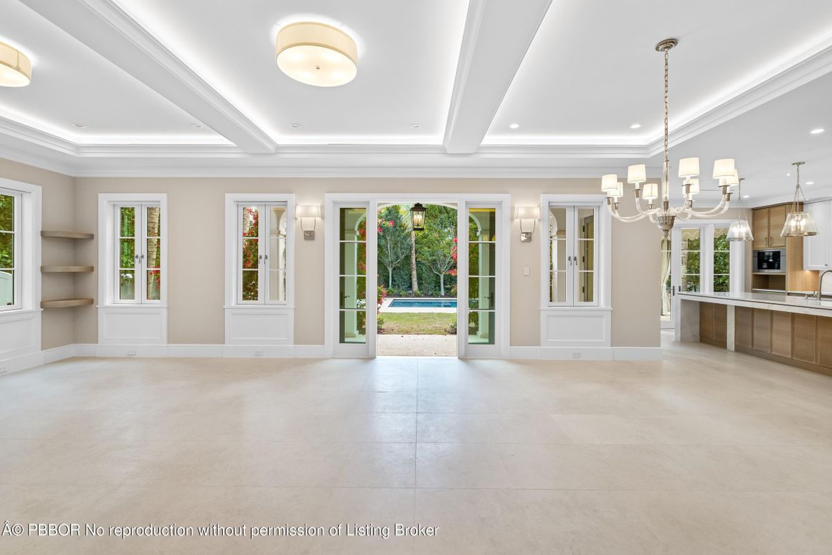 Chandelier, Empty room, Interior, Recessed Lighting