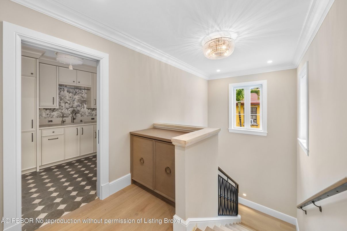 Chandelier, Interior, Recessed Lighting, Wood Texture Flooring