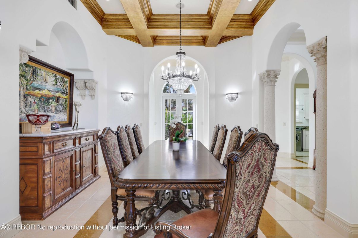 Chandelier, Dining room, Interior, Recessed Lighting, Wooden Beams