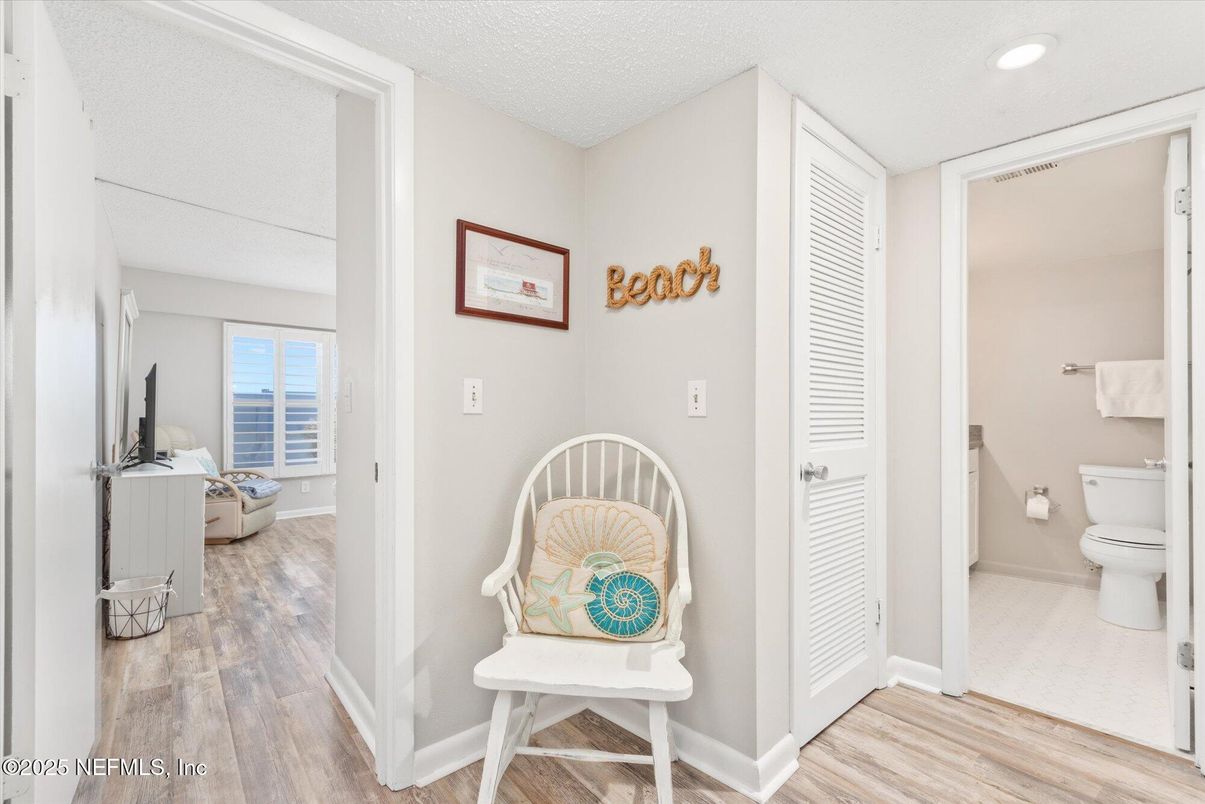 Bathroom, Interior, Recessed Lighting, Wood Texture Flooring