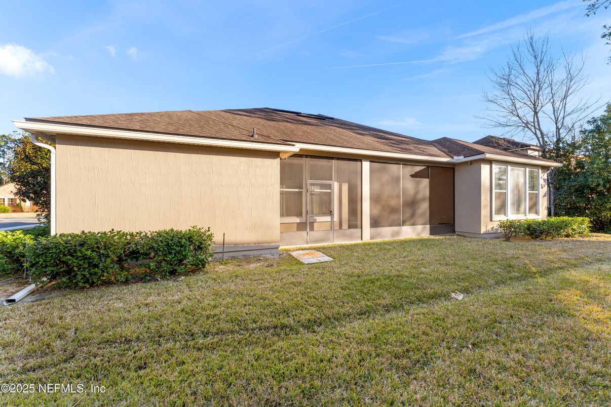 Backyard, Exterior