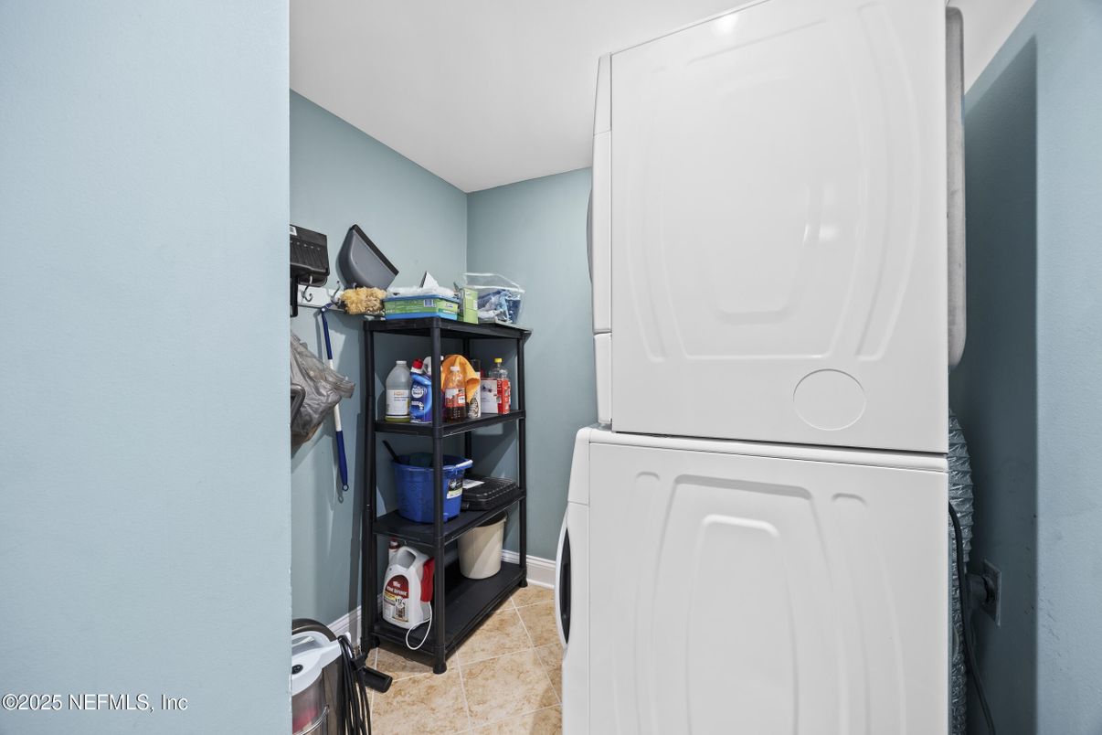 Interior, Kitchen, Utility Closets, Washer