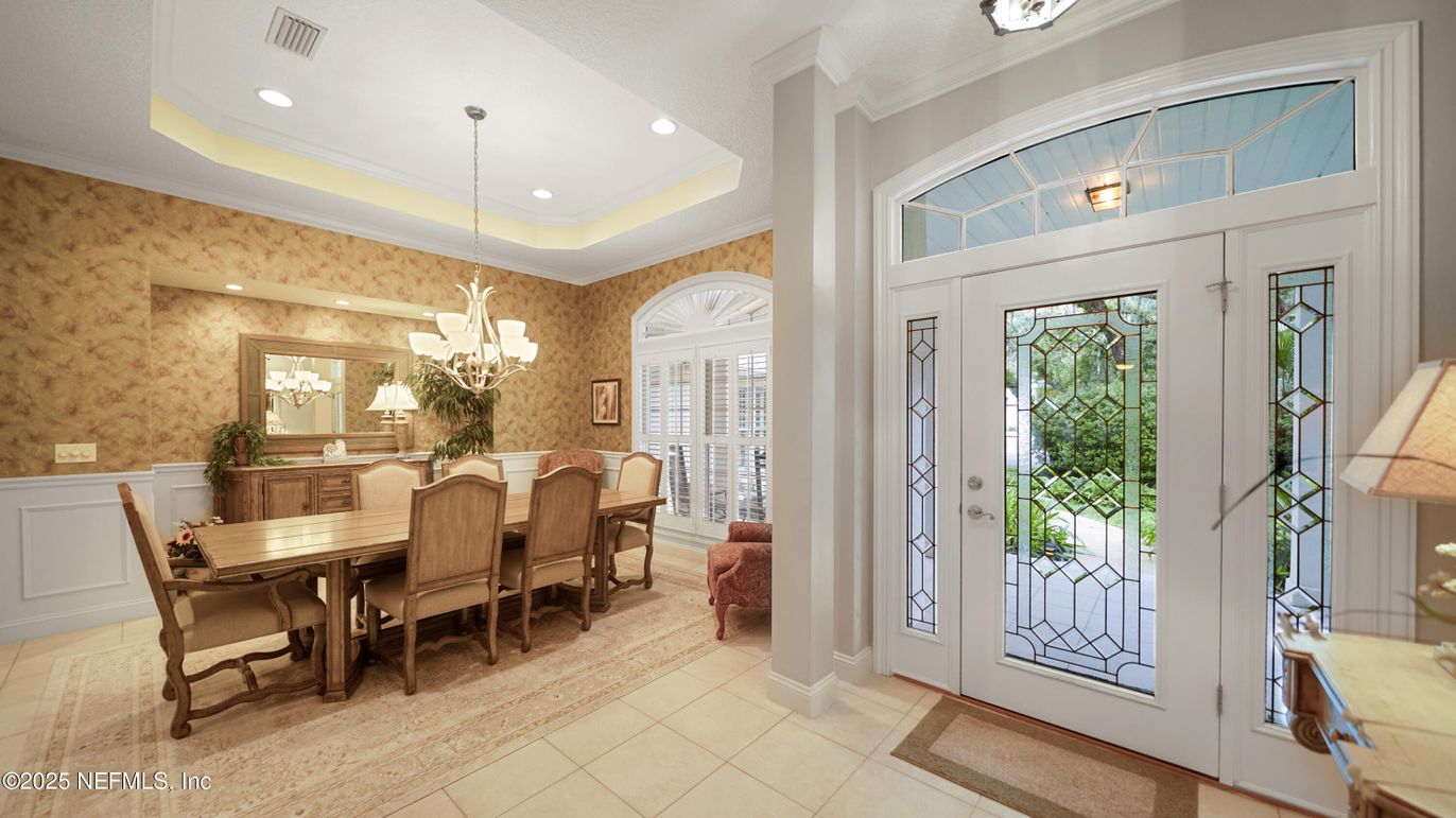 Chandelier, Dining room, Interior, Recessed Lighting