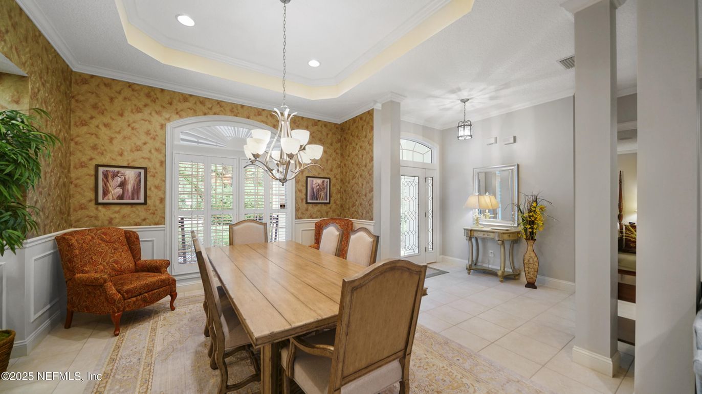 Chandelier, Dining room, Interior, Pendant Lights, Recessed Lighting