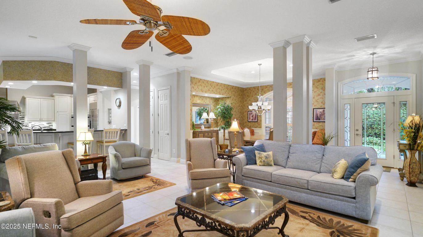 Dining room, Interior, Kitchen, Living room, Pendant Lights, Recessed Lighting